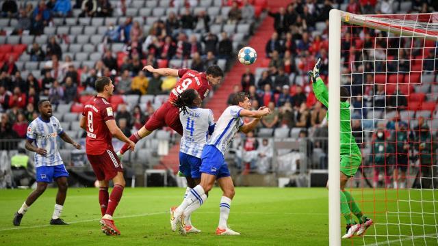 开云-莱万:赢球比纪录重要 穆勒:我咋不是拜仁高层呢?