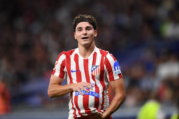 开云中国-罗马诺：阿尔瓦雷斯绝对在巴萨的考虑之中，但马竞无意将其出售